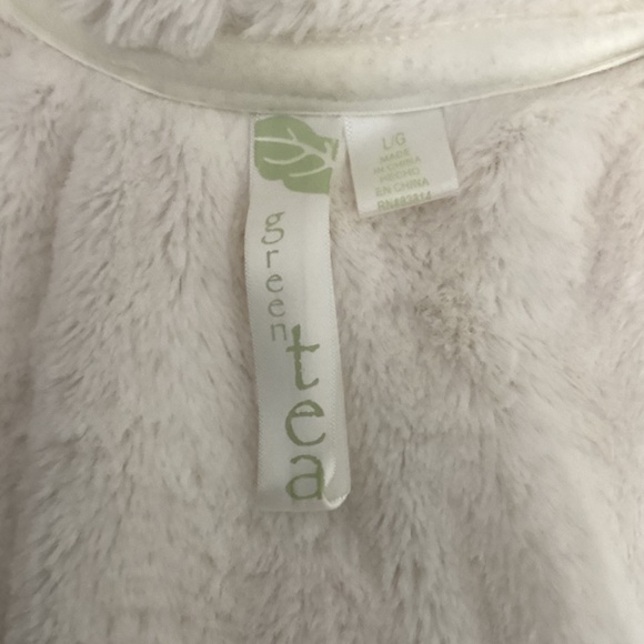 Green Tea Hooded Cable-knit White Sweatshirt - Picture 6 of 7